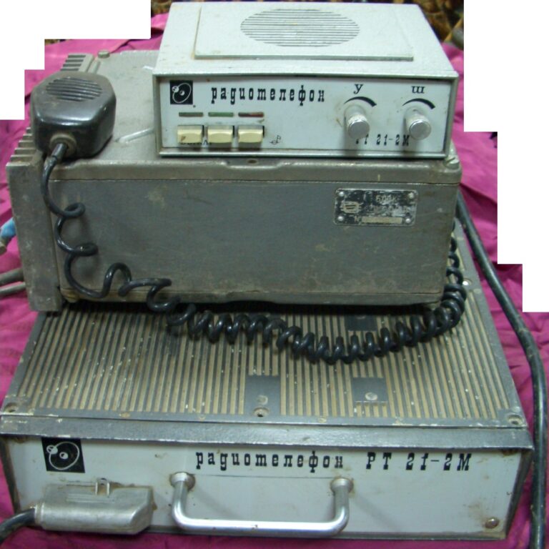Радиотелефон РТ-21-2М.