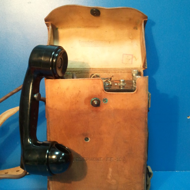 Военно-полевой телефон США ЕЕ-108. 1942г.