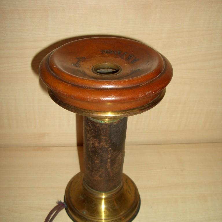 Настольный телефонный аппарат SIEMENS&HALSKE .1878 г.