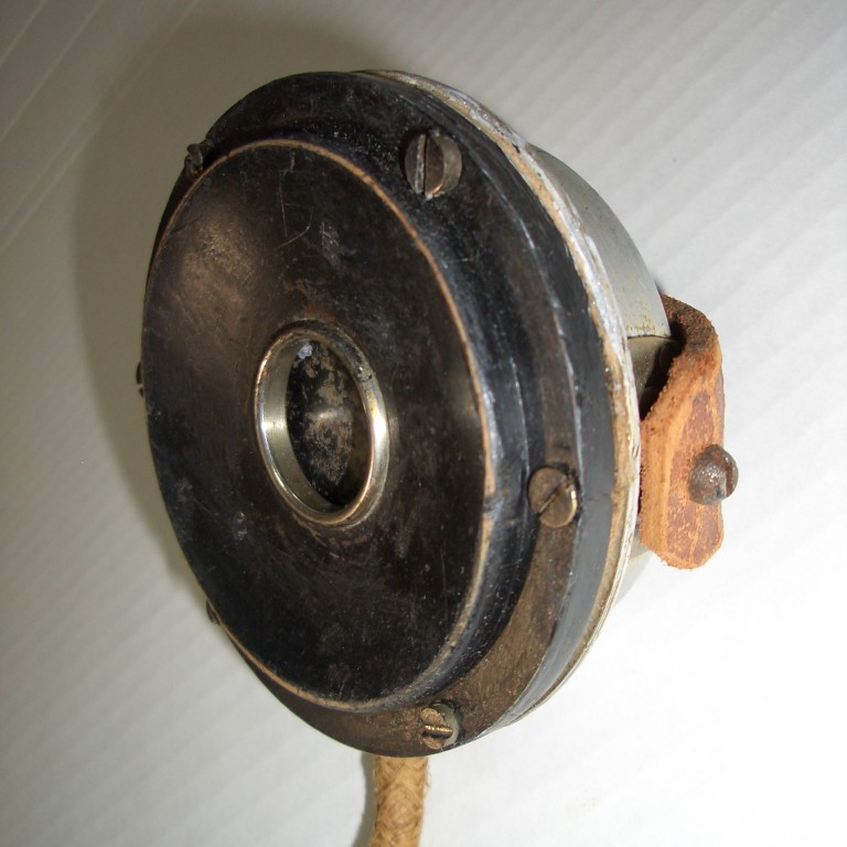 Форпостный магнитный телефон. 1917г.