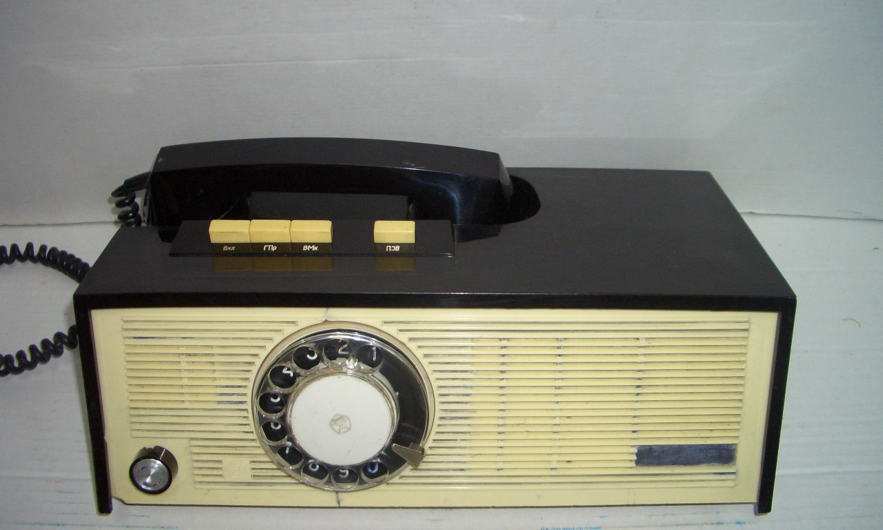 Телефон директорский. ВЭФ АТГ-70. 1977г.